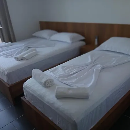 Enes Krujë